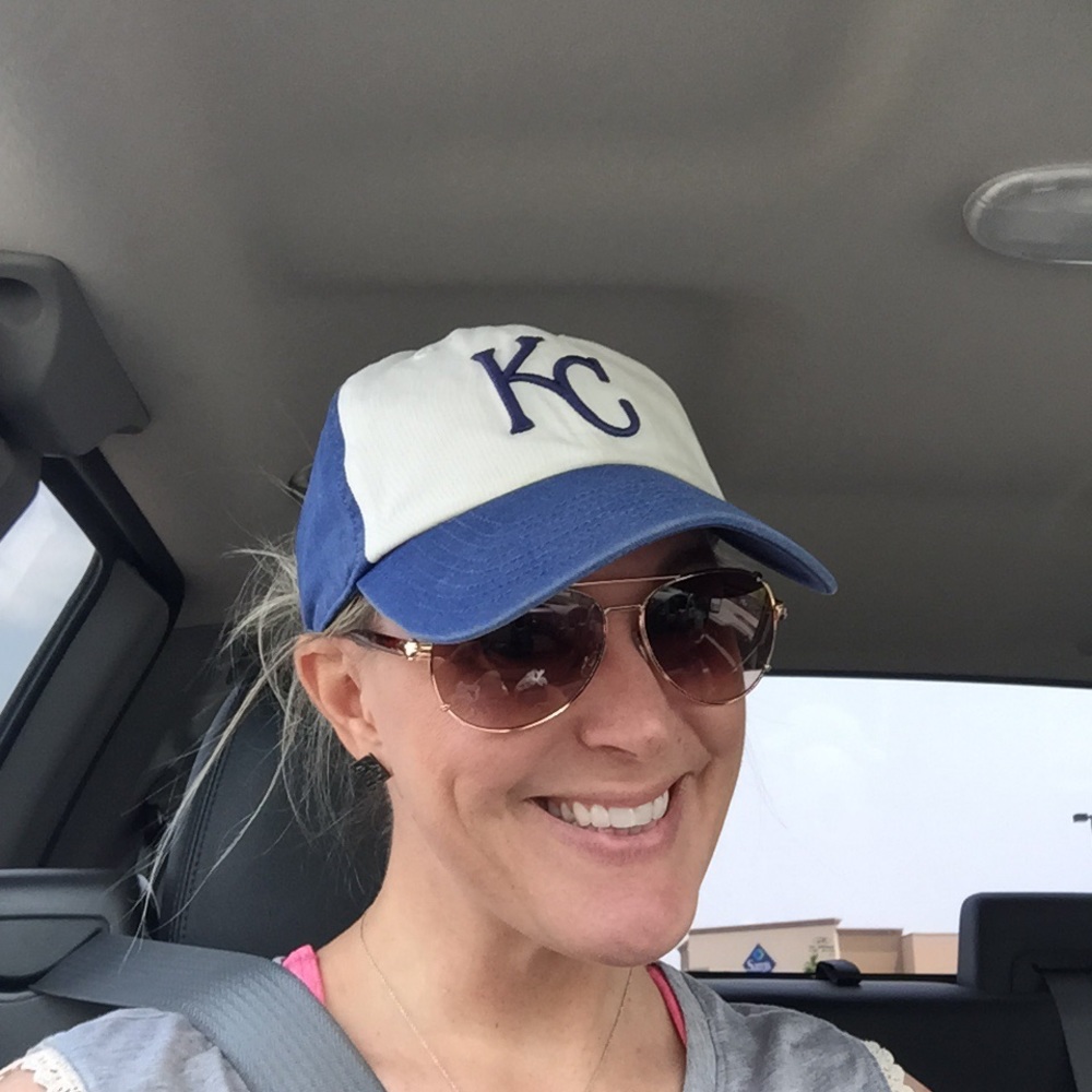 Meet your Posher, Kelly